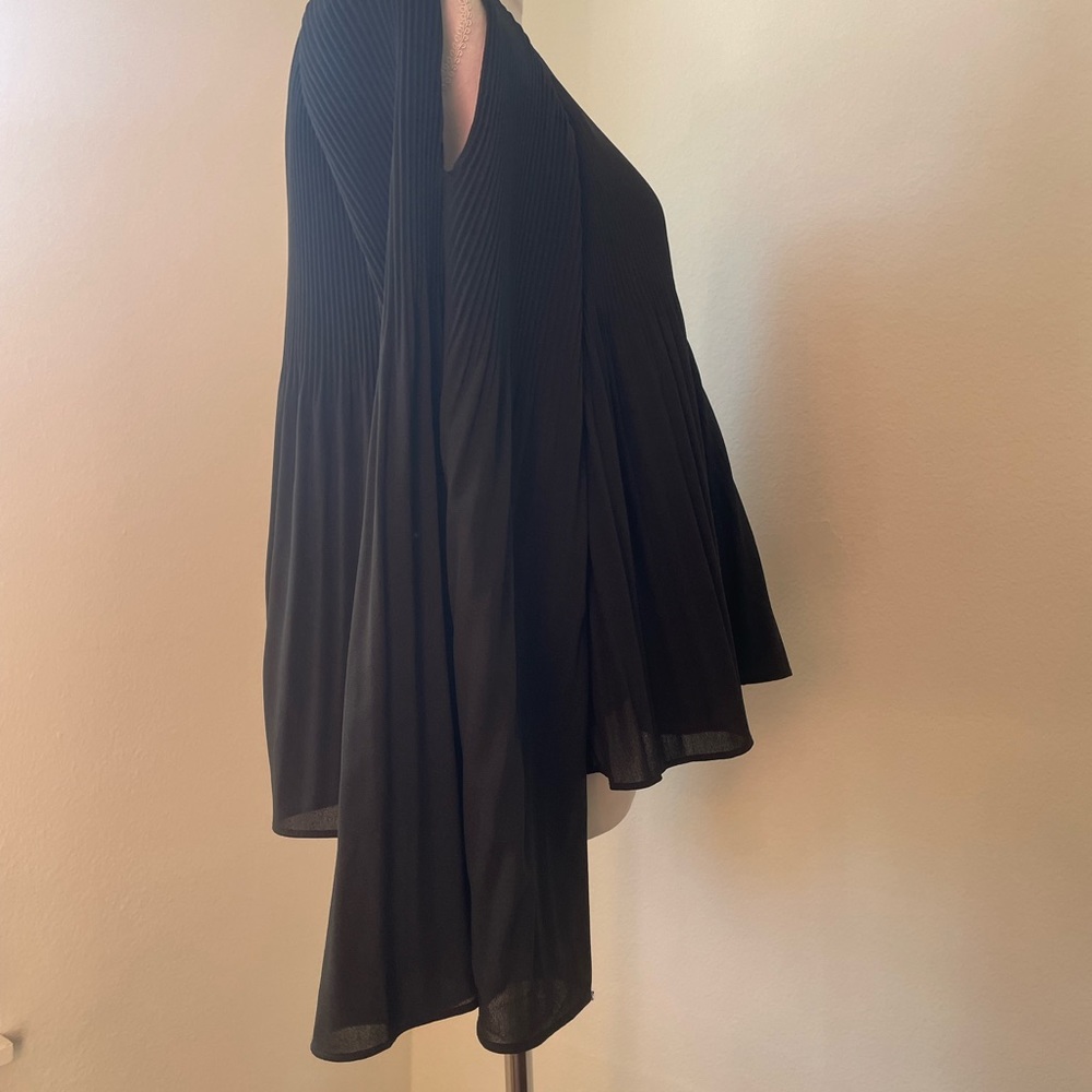 Black Oversized Pleated Bell Sleeve Top